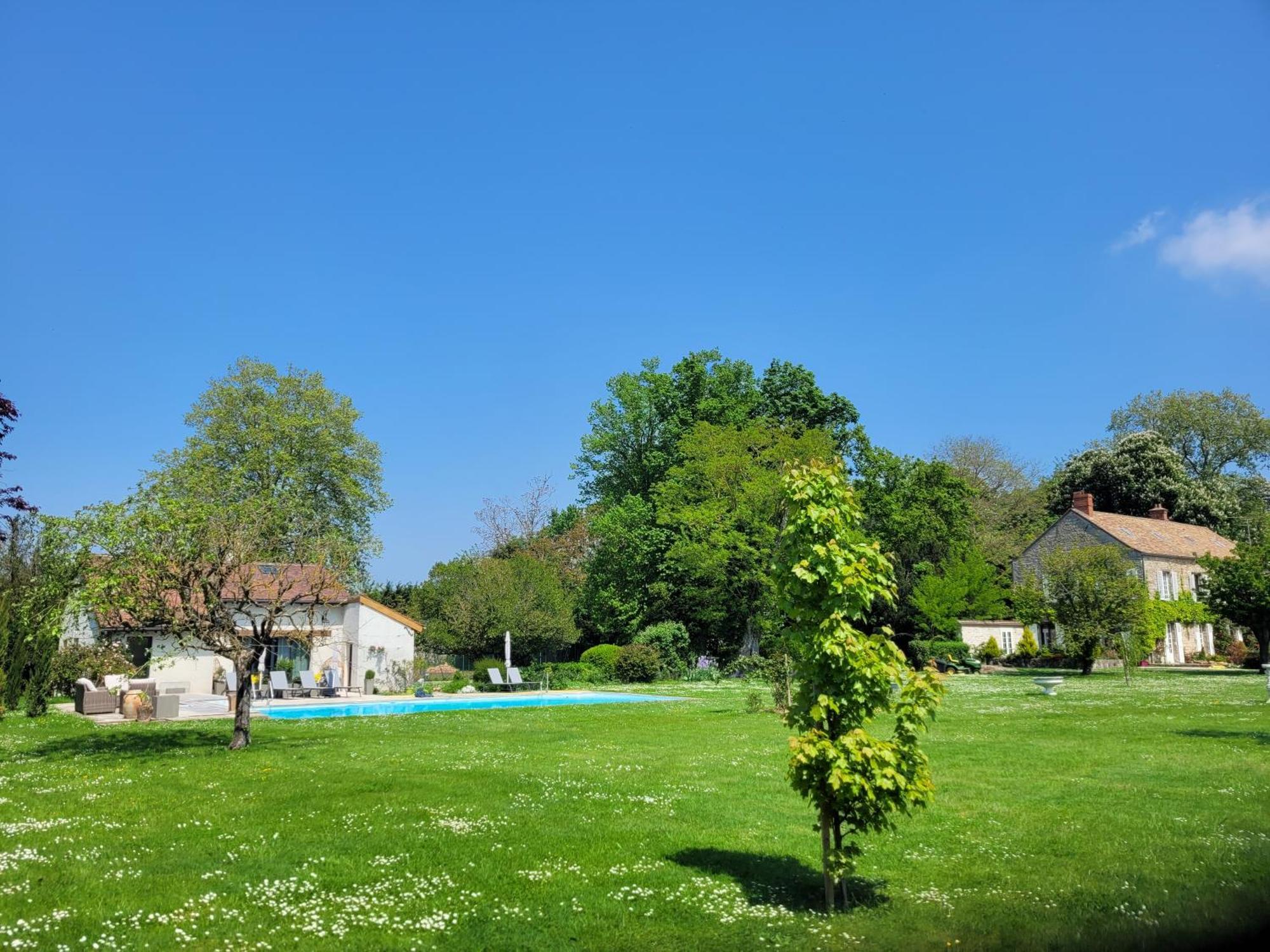 La Plaine De L'Angelus Bed & Breakfast Chailly-en-Biere ภายนอก รูปภาพ